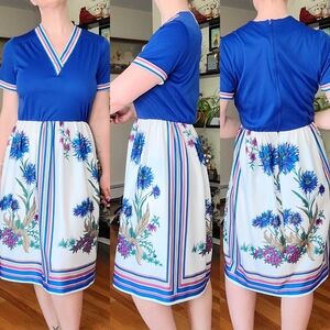Vintage 1960's 1970's floral dress